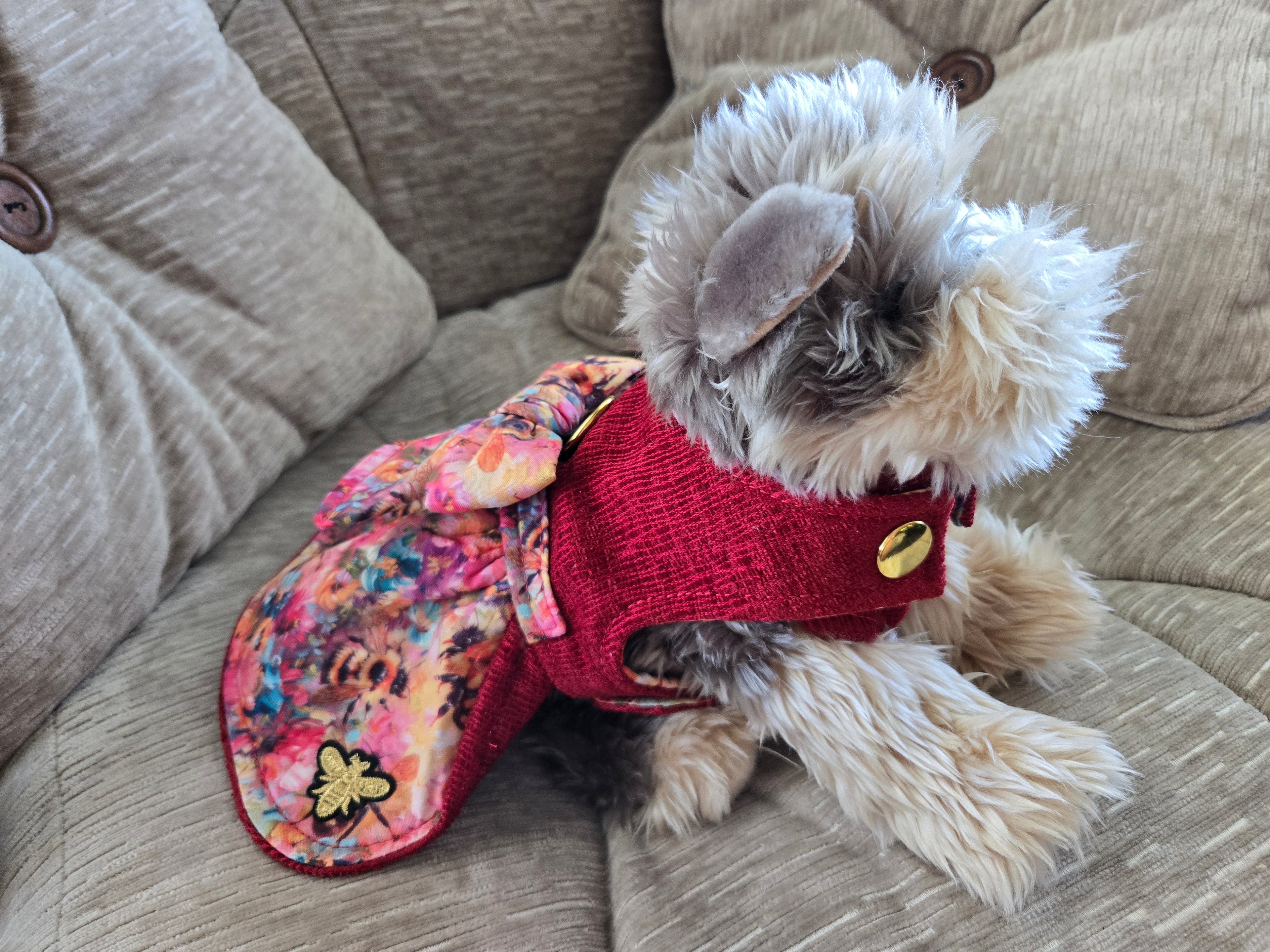 Handmade Pet Dog or Cat Dress Clothing Red and Floral with snaps 3-6lb. Pet