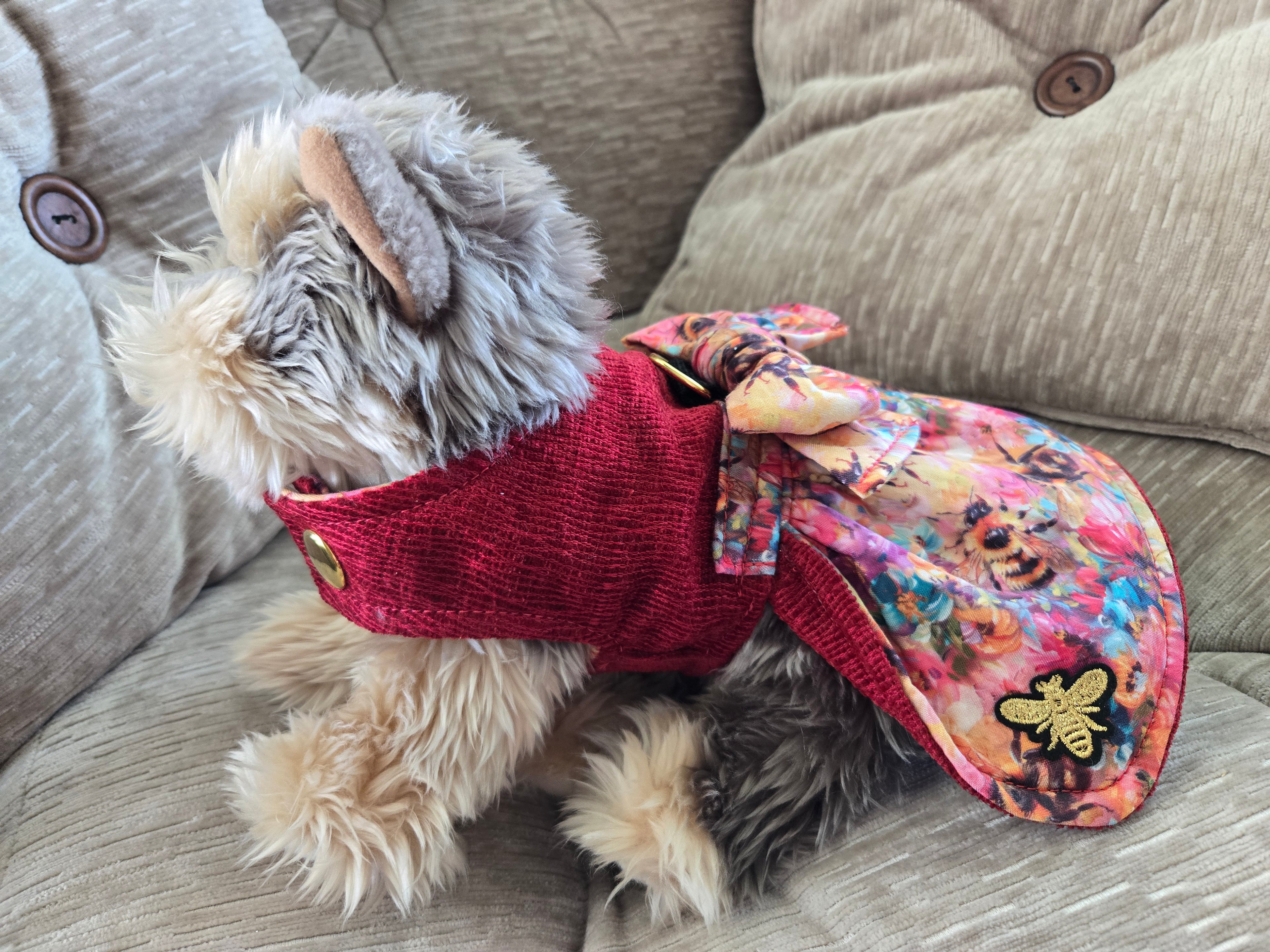 Handmade Pet Dog or Cat Dress Clothing Red and Floral with snaps 3-6lb. Pet