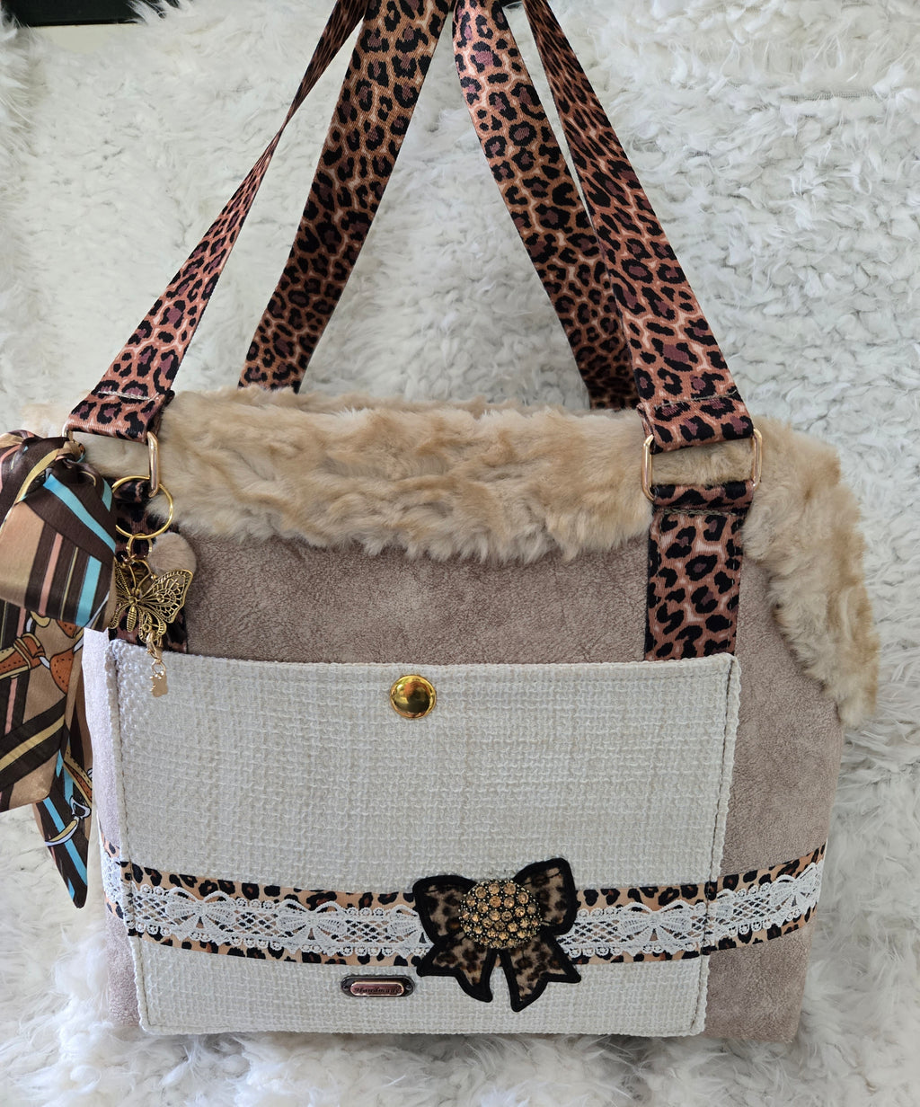 Dog Carrier, Outfit & Leash Homemade light color, 4-6lbs.