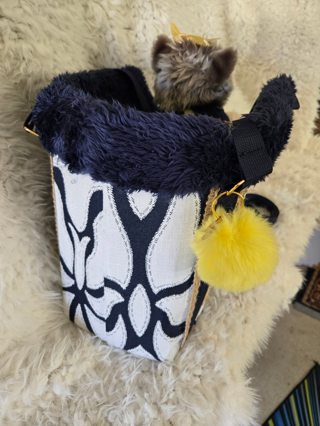 Navy Blue, Yellow & White dog Carrier 4-6lbs.