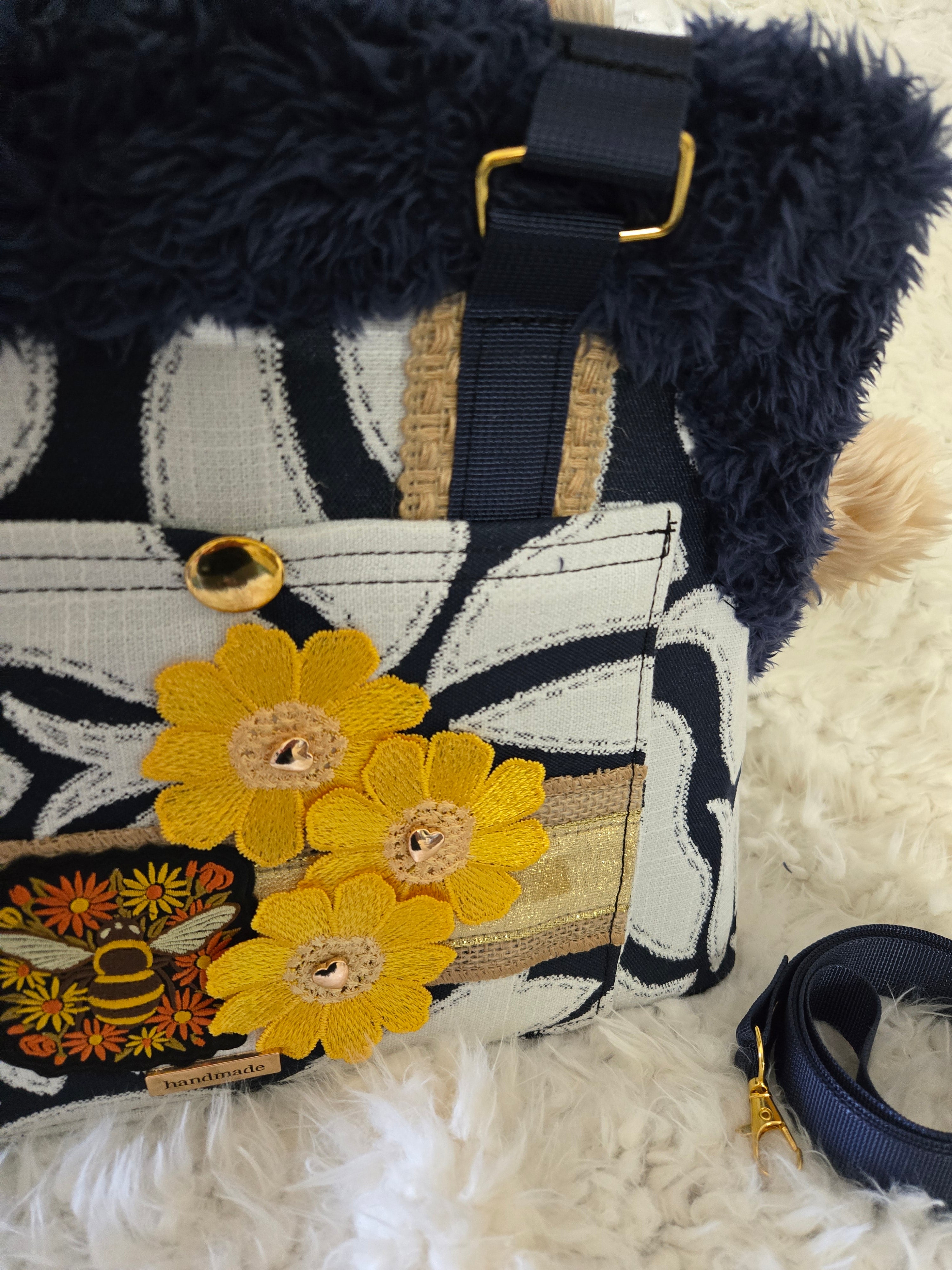 Navy Blue, Yellow & White dog Carrier 4-6lbs.