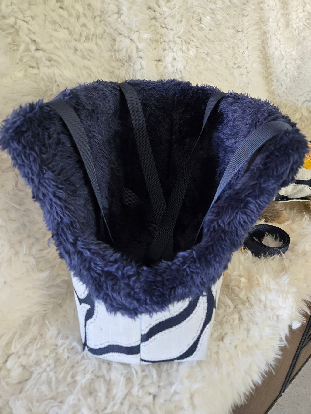 Navy Blue, Yellow & White dog Carrier 4-6lbs.