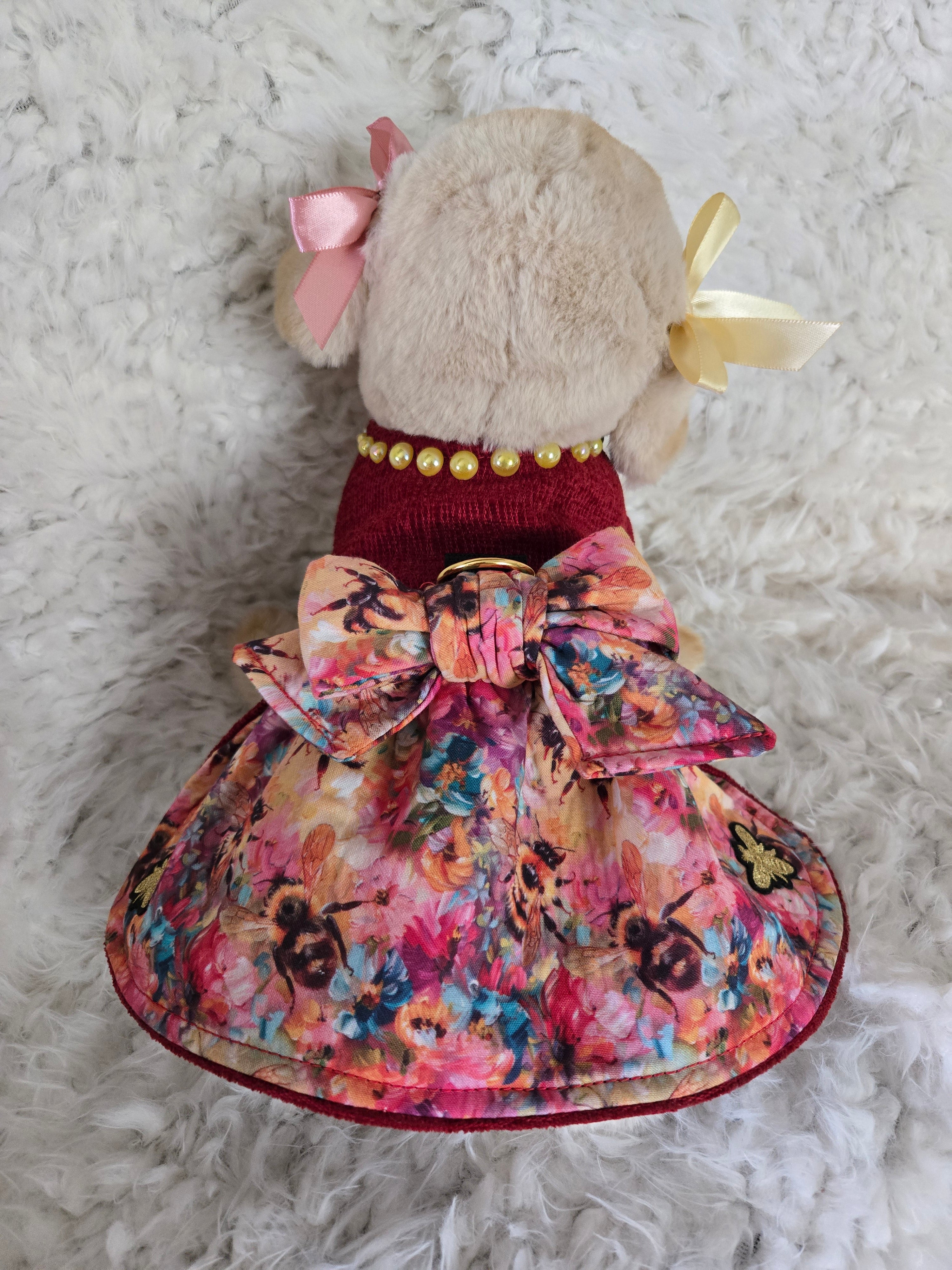 Handmade red and yellow dog carrier with dress to match and leash. Size medium 4-6lbs