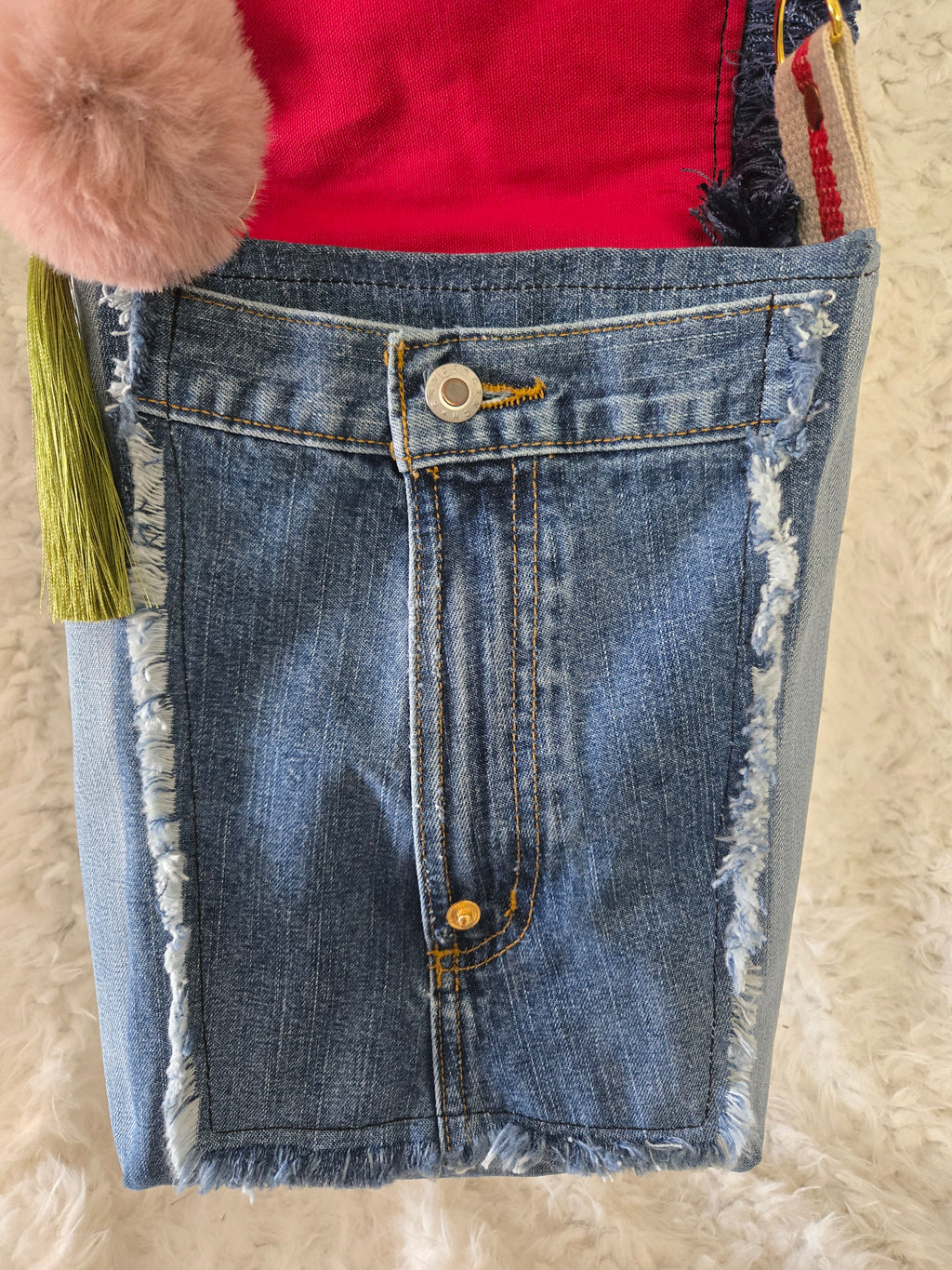 Blue Jean and sunflower across body purse handmaid.