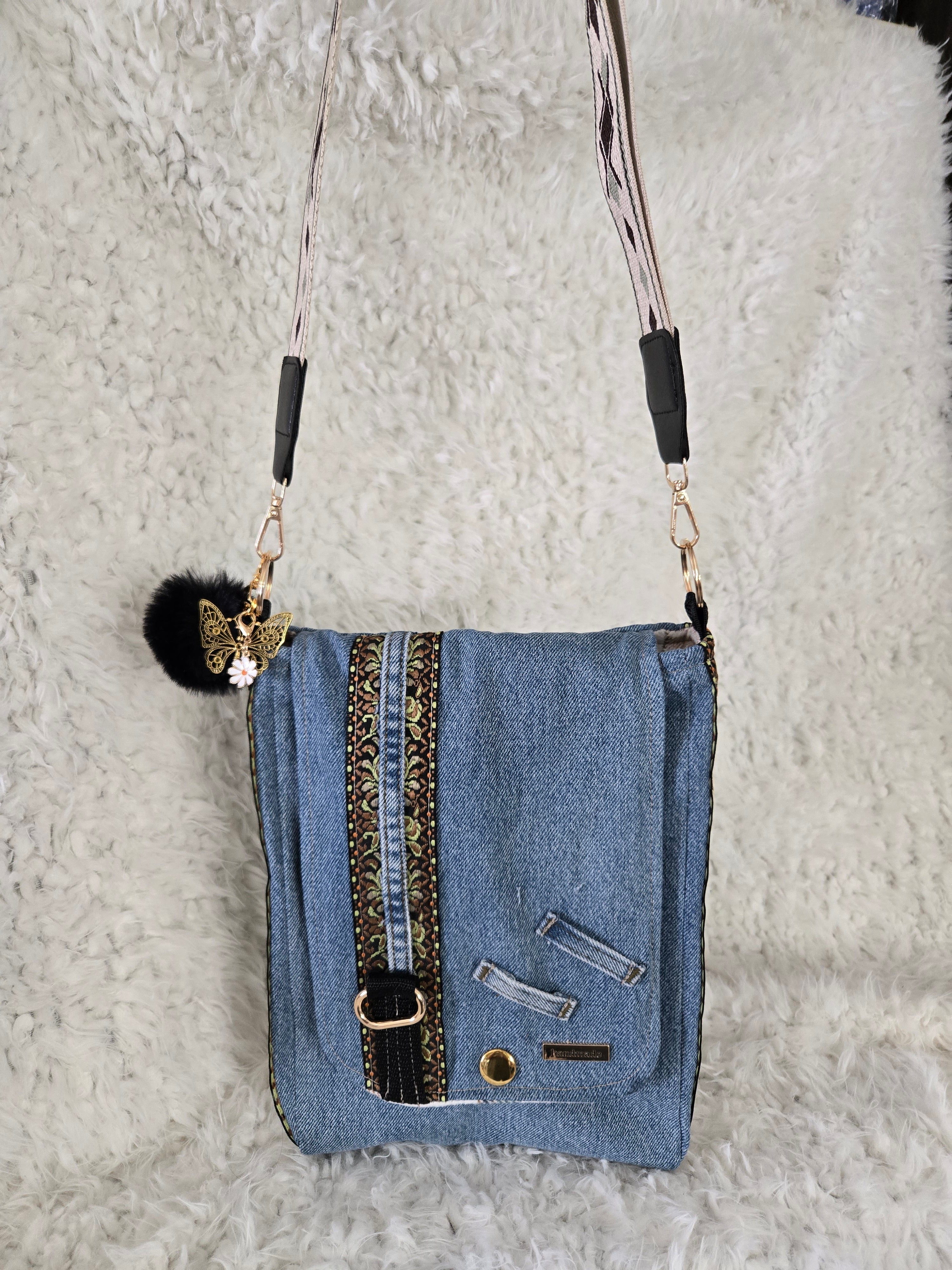Jean and flannel cross body bag 10 / 13. Inches.